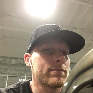 Meet your Posher, Zachary